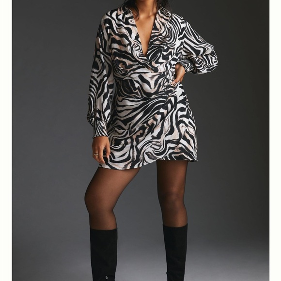 Anthropologie Dresses & Skirts - Anthropologie printed wrap dress.
